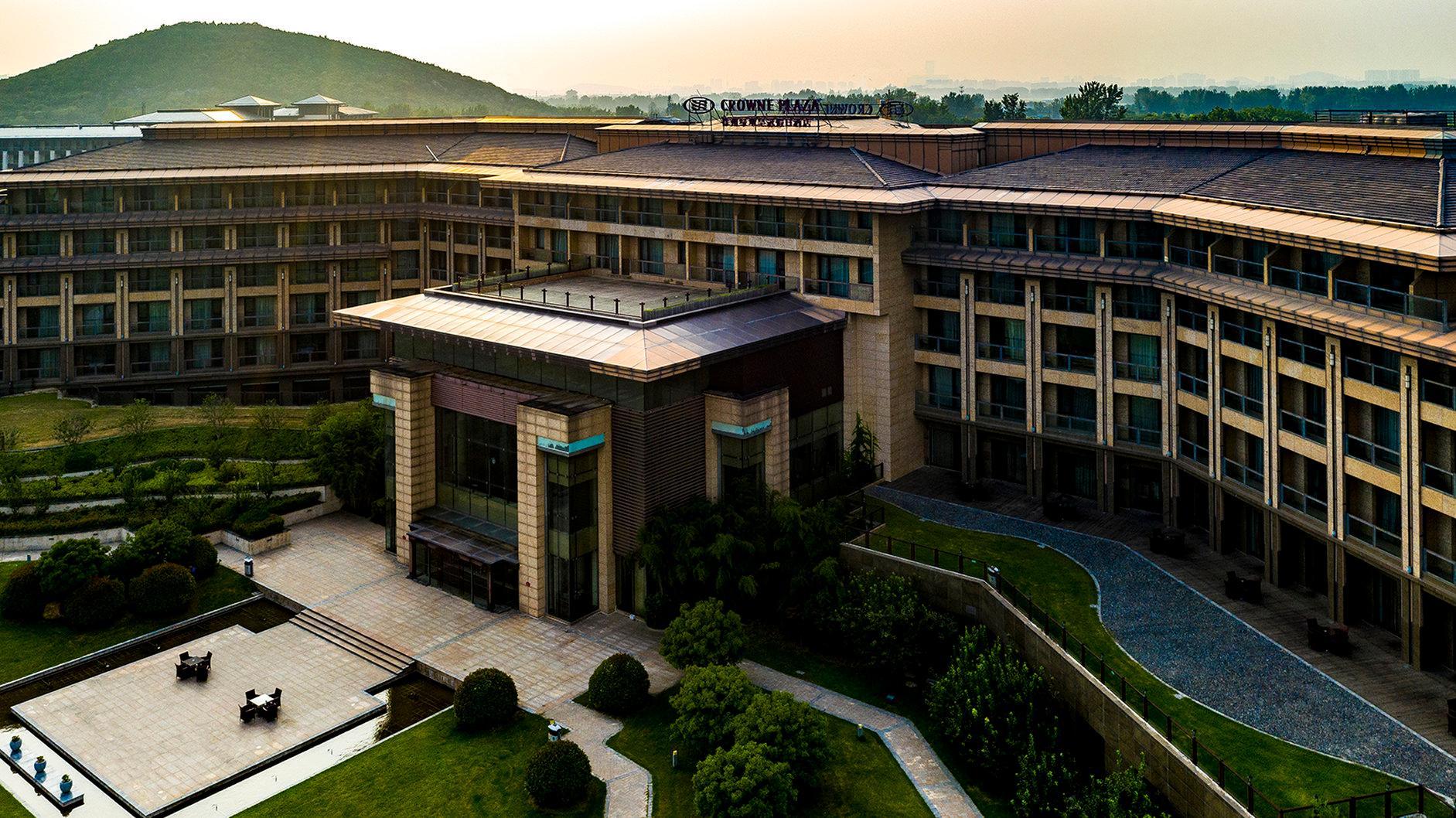 Crowne Plaza Xuzhou Dalong Lake By Ihg Zewnętrze zdjęcie