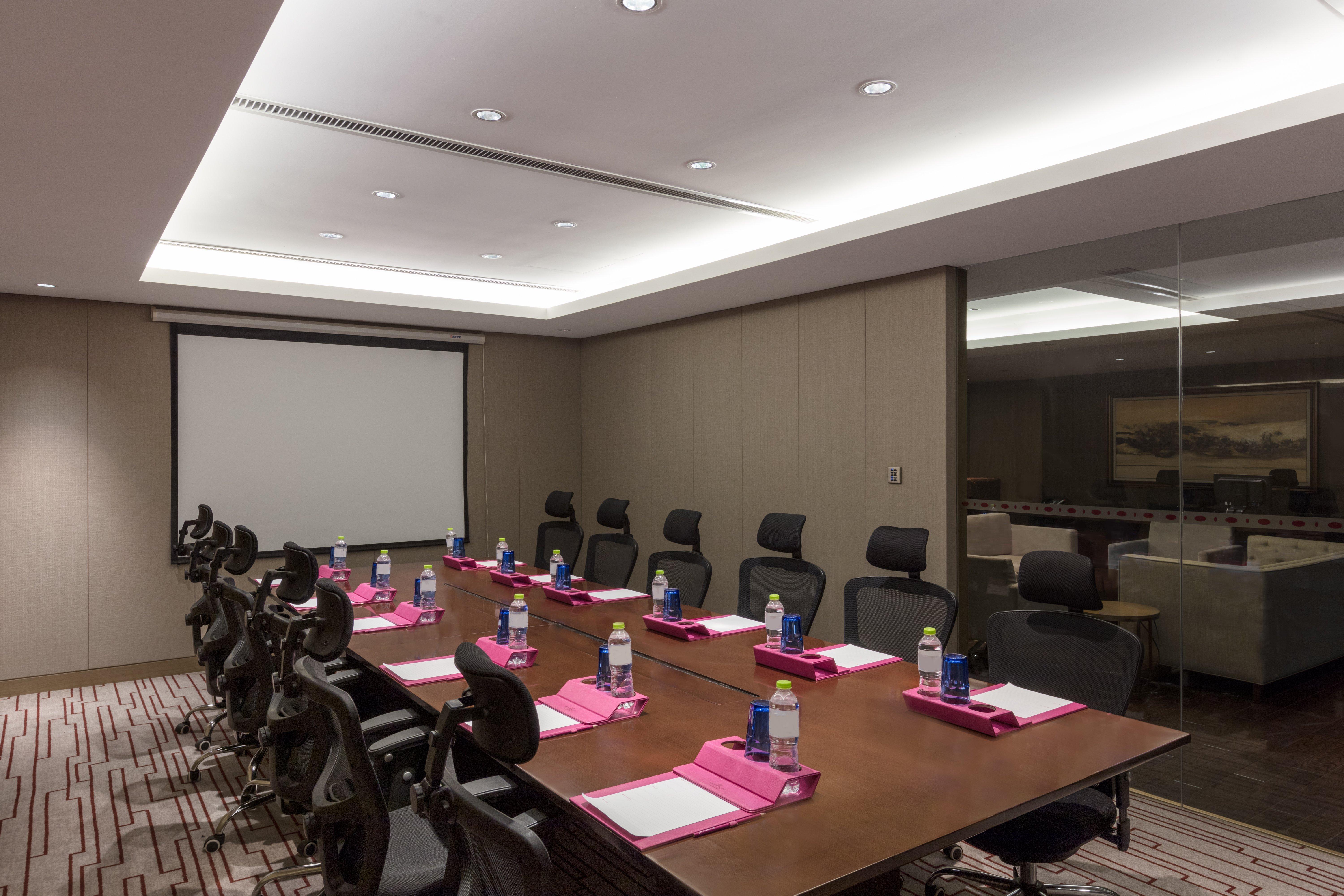 Crowne Plaza Xuzhou Dalong Lake By Ihg Zewnętrze zdjęcie